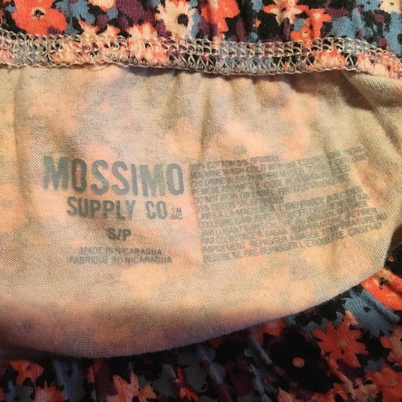 Target Floral Leggings | Free With Any Bundle! - Picture 5 of 5